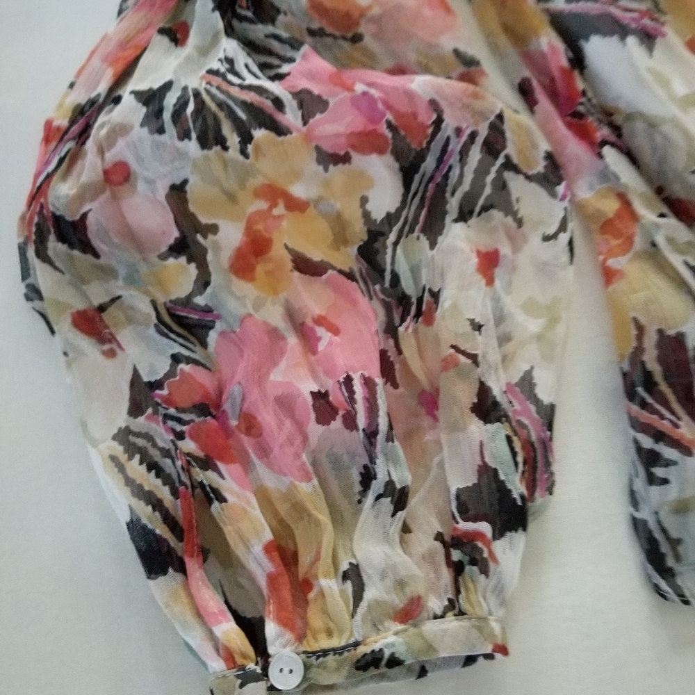 Elizabeth & James Marylin Cold Shoulder Silk Floral Top Size M Medium - Picture 9 of 11